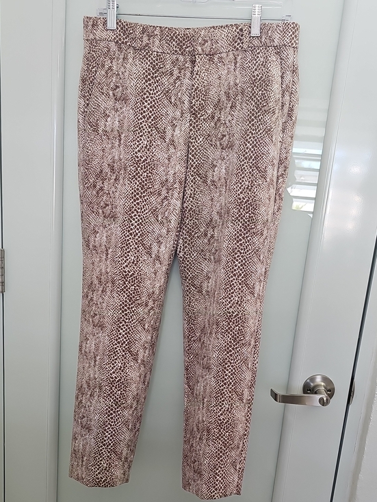 Banana Republic Pants - Banana Republic Leopard Print Trousers Womens Pants. Size 2